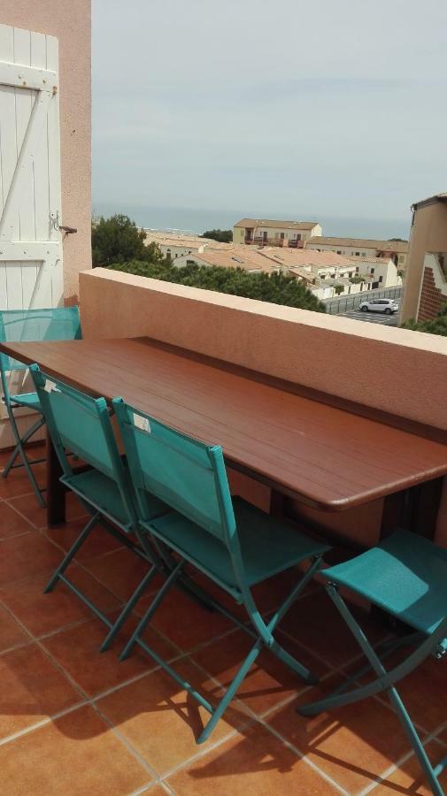 terrasses de la méditerranée Fleury  Extérieur photo